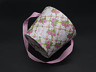 Коробки для упаковки цветов с ножкой подарочные для флористов Цветочный узор. Цвет розовый. 16х13см