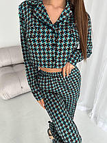 Шовковий жіночий костюм в піжамному стилі сорочка на ґудзиках та вільні брюки Ds5600, фото 5