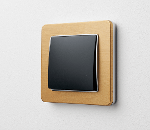 Електроустановочні вироби (розетки вимикачі)