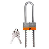 Замок навісний Comit відкритий з регульованою дужкою 75-120мм (амбарний) 2кл помаранчевий, фото 3