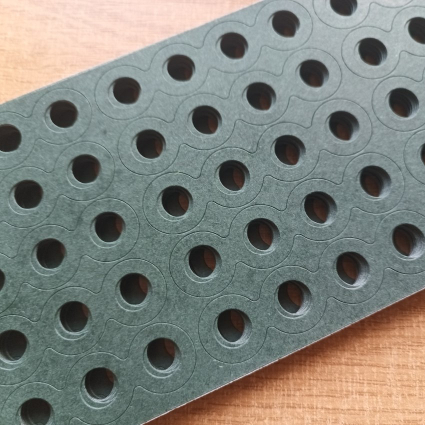 Ізолятор (наклейки на плюсовий контакт) для акумулятора 18650*4 25 шт., фото 1