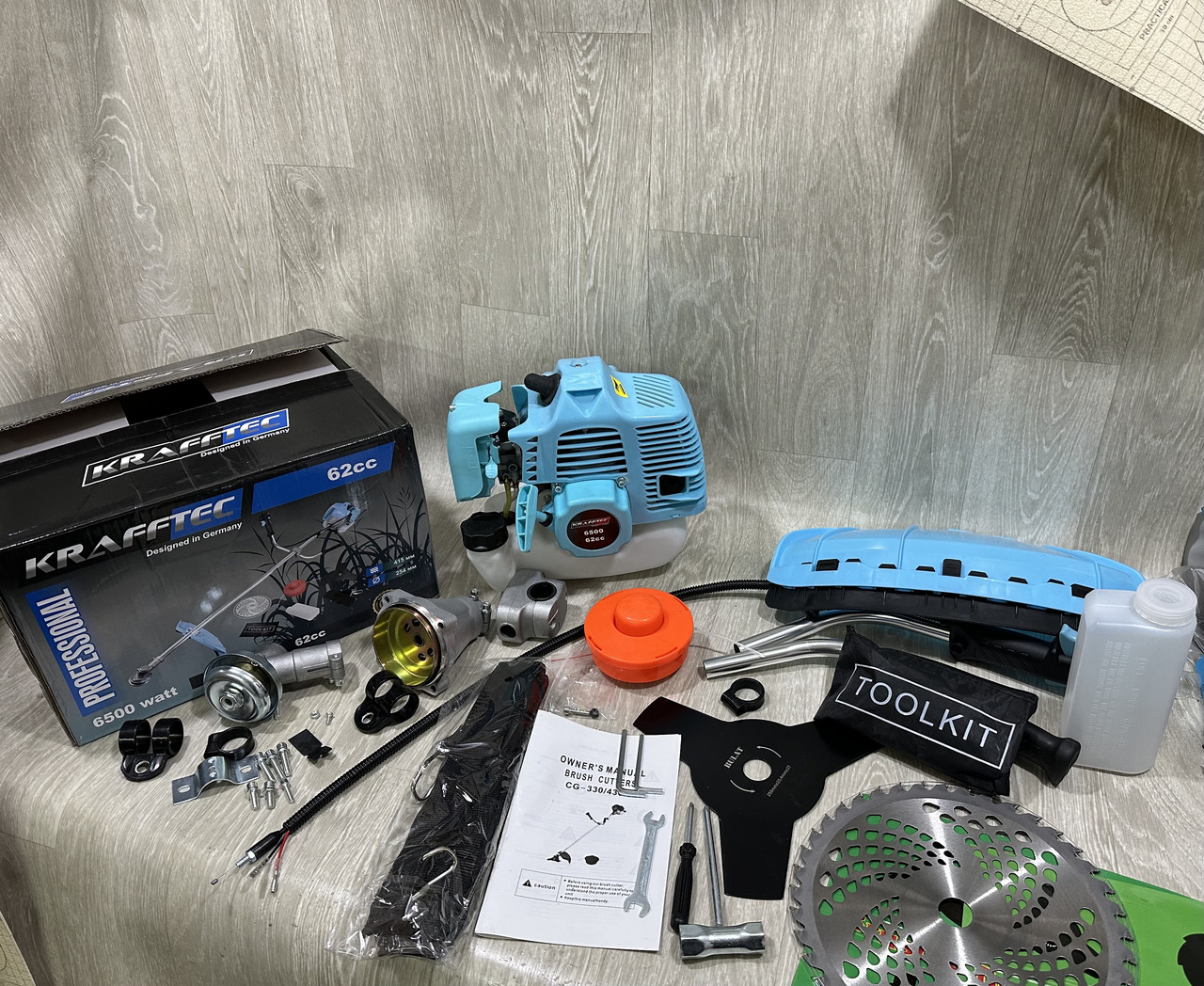 Коса газонна бензинова Krafftec Германі БГ-6500 Professional