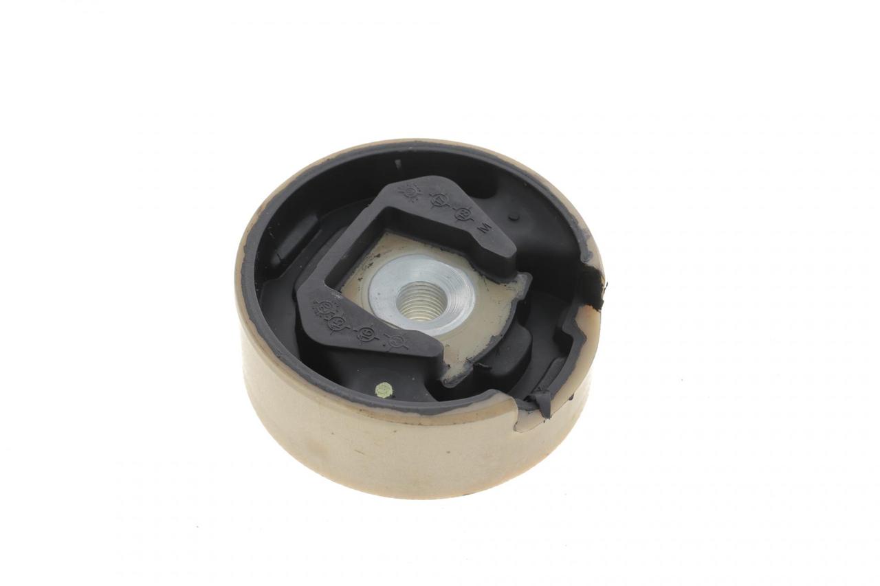 Сайлентблок балки (передньої / зверху) Audi A3 / Seat Leon / Skoda Octavia / VW Golf VII 12- Vika 41991439101