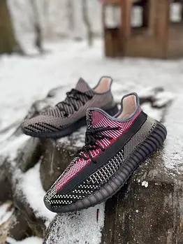 ADIDAS YEEZY BOOST black/red