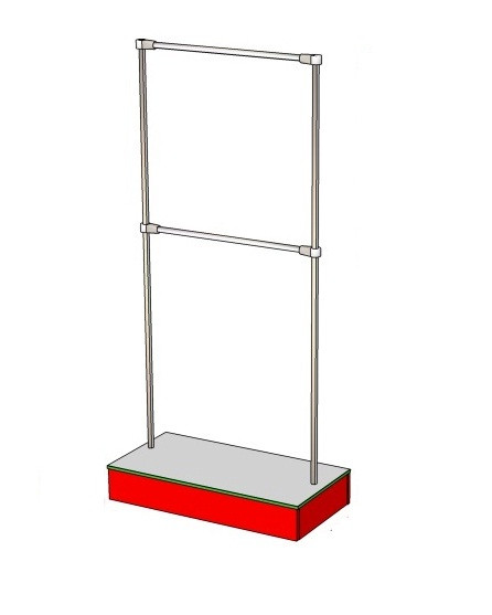 Стійка для одягу на подіумі, фото 1