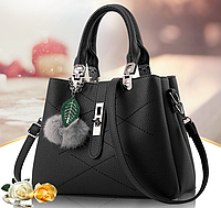 Женская сумка с меховым брелком шариком, небольшая сумочка на плечо для девушек с брелочком