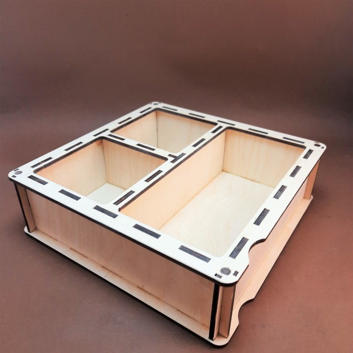 Ящик світлий під багатоярусний органайзер. Висота 60 мм. Глибина комірок 56 мм. На три відділення (060215), фото 1