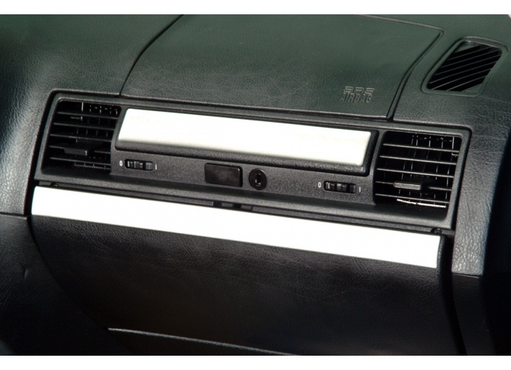 Накладки на панель (SD/Coupe) Карбон для BMW 3 серия E-36 1990-2000 гг - фото 5 - id-p2196912723
