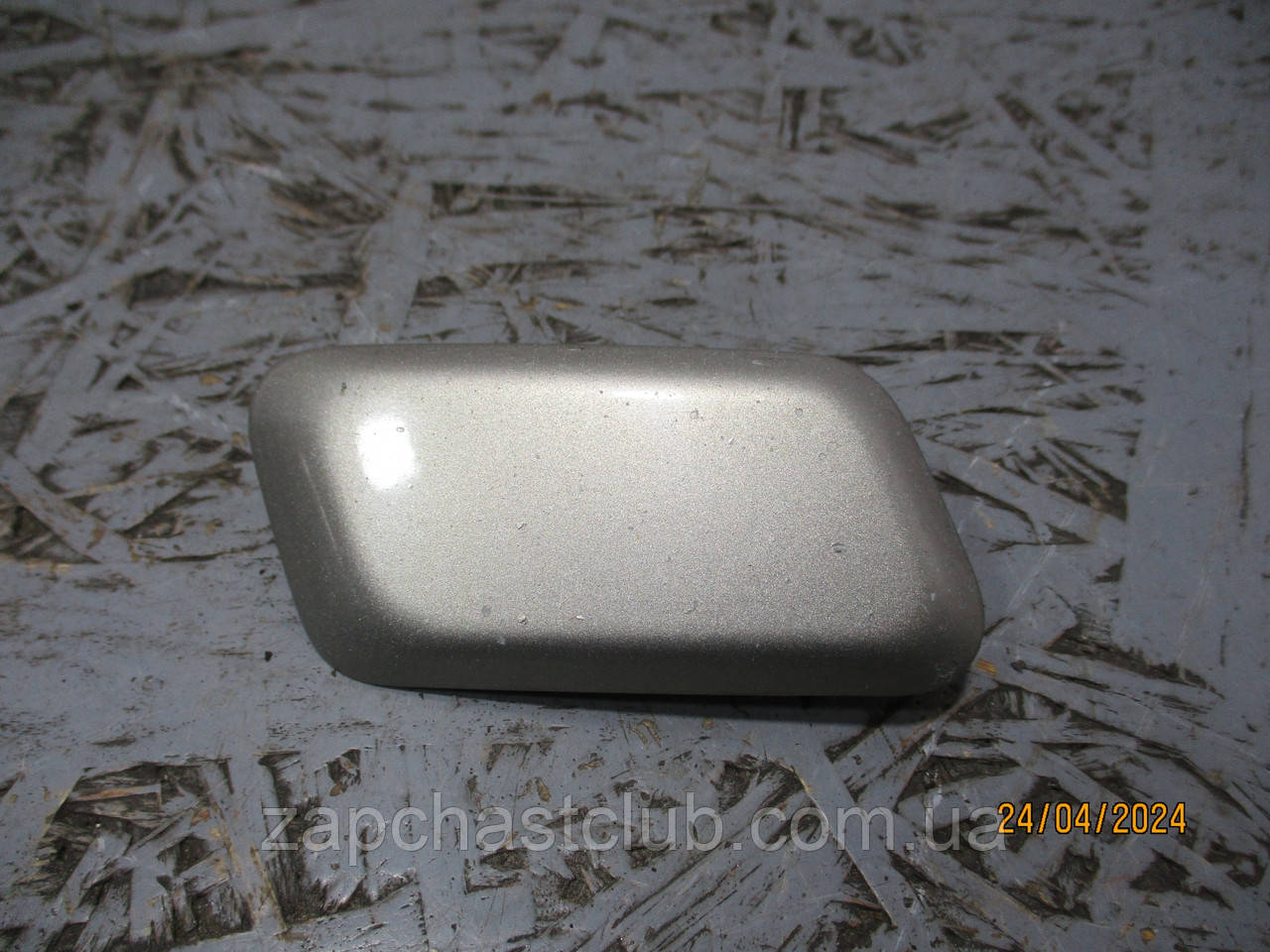 Кришка омивача фар права 8264A038YA 99150990 Lancer X Mitsubishi, фото 1