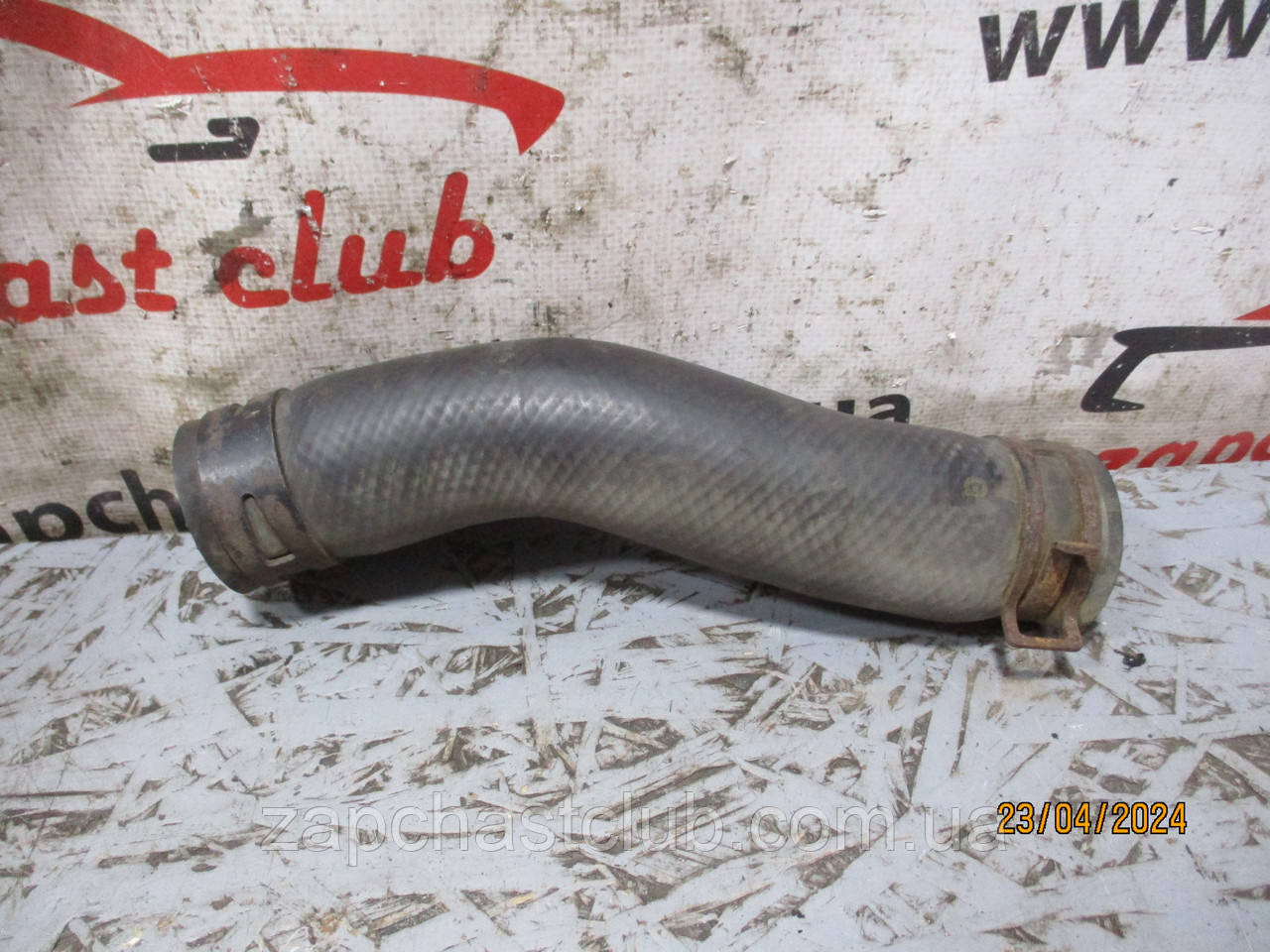 Патрубок радіатора верхній 1370A121 99150977 Lancer X Mitsubishi, фото 1