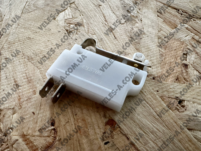 Микропереключатель карбюратора ВАЗ 2105, 2107, К-151 (оригинал) ДААЗ ...