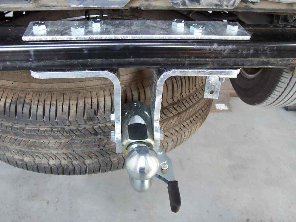 Фаркоп Nissan Pathfinder 2004-2014 Galia