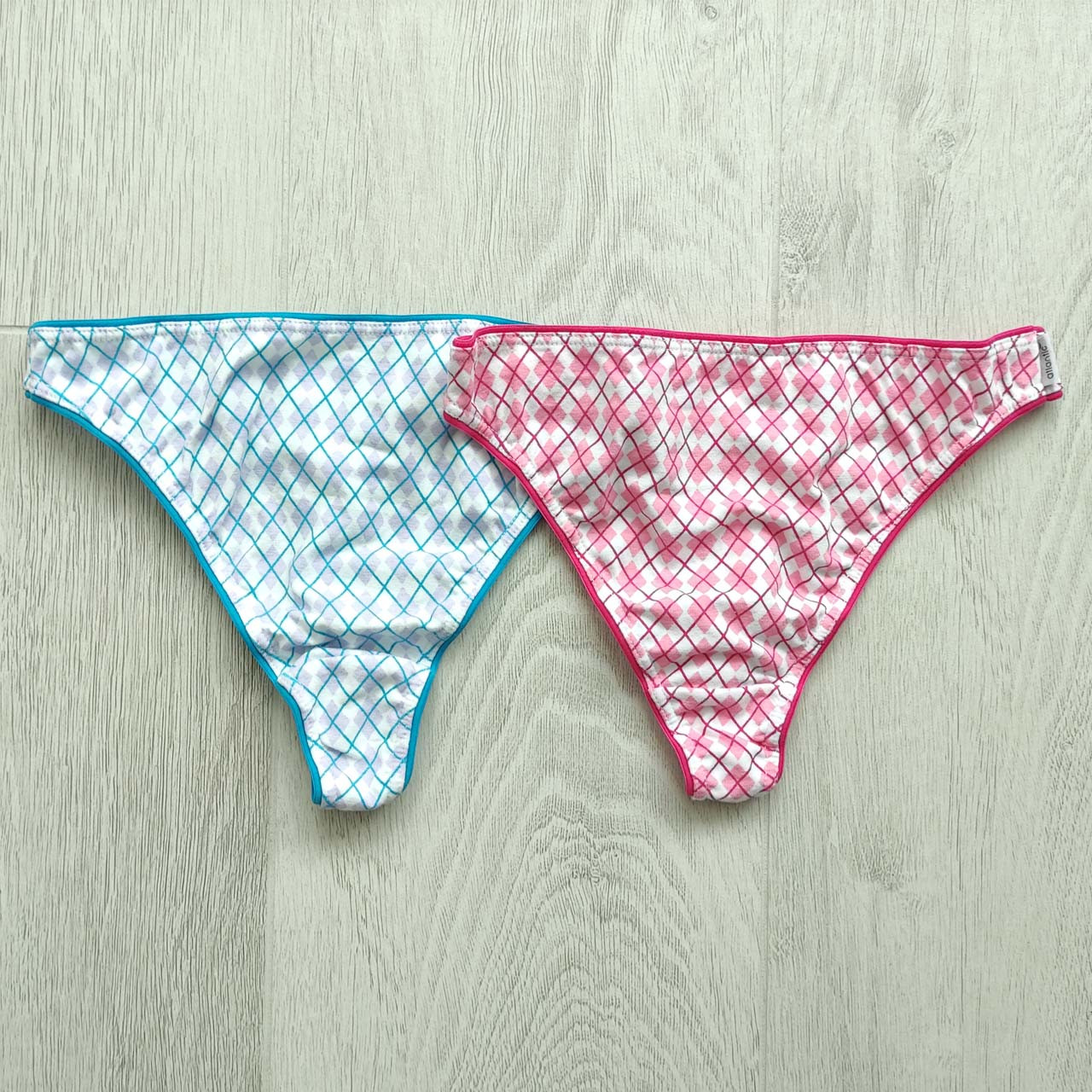 Набір 2 шт. жіночих стрінгів ATLANTIC в ромбік, розмір S