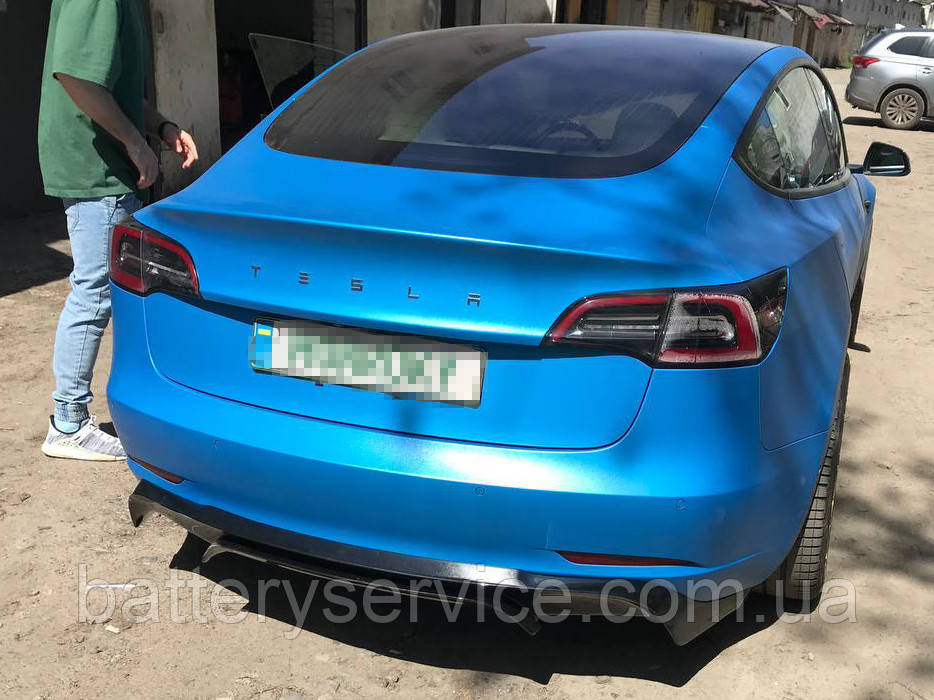 Дифузор заднього бамперу для Tesla Model 3