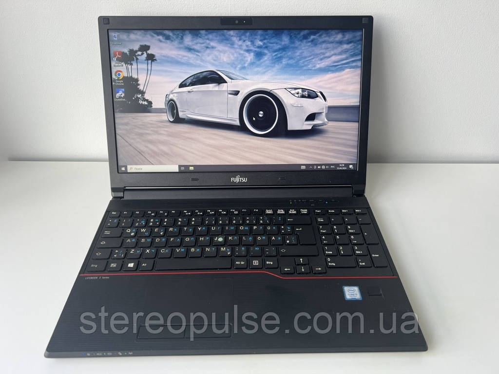 Ноутбук Fujitsu Lifebook E557: Intel Core i3-7100U, 8Gb DDR4, 192Gb SSD