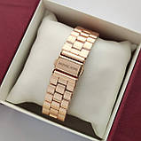 Жіночий наручний годинник Michael Kors (майкл корс) рожеве золото, з логотипом, камінчики - код 2380b, фото 4