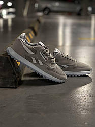 Reebok Classic Total Silver 40