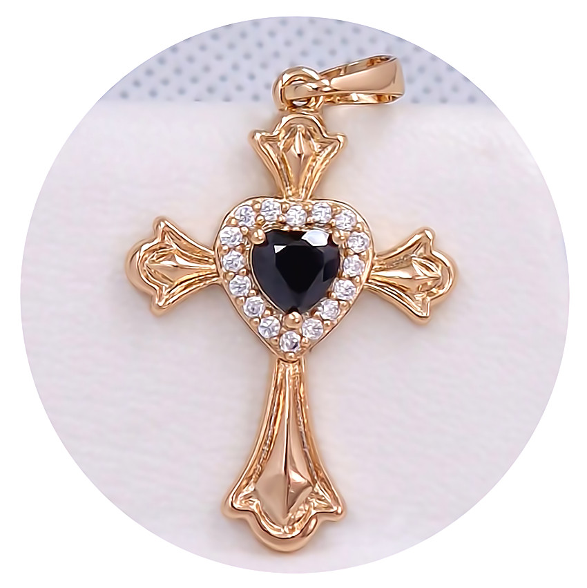 Хрестик ХР. Позолота 18К. Камені: білий та чорний циркон. Довжина: 34 мм. Ширина: 19 мм.