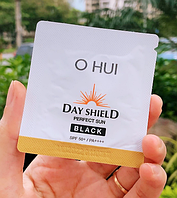Сонцезахисна основа під макіяж O HUI Day Shield Perfect Sun Black SPF 50+/PA+++ , тестер 1 мл