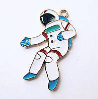 Подвеска Finding Кулон шарм космонавт астронавт Золотистый голубая красная белая черная эмаль 37 мм x 25 мм