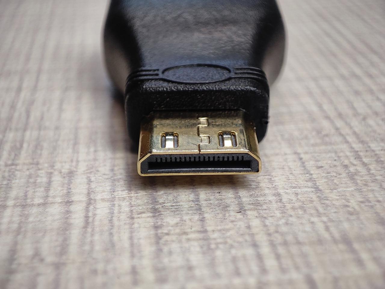 Перехідник miniHDMI папа - HDMI мама