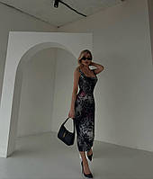 Женское эффектное облегающее платье по фигуре из микромасла на бретелях длины миди Змеиный Принт
