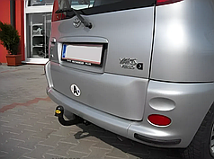 Фаркоп Toyota Yaris Verso 1999-2006 (Тойота Яріс Версо) без підрізу бампера