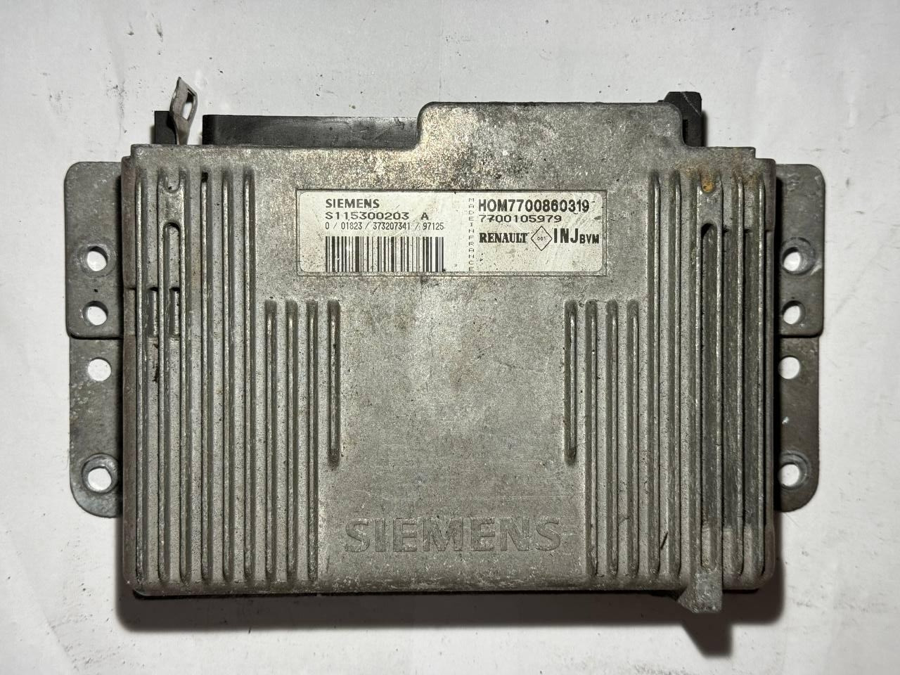 Електронний блок керування Renault Siemens S115300203A / 7700860319 / 7700105973
