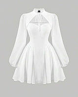 Невероятно крутое платье с расклешенной юбкой и красивым декольте белый