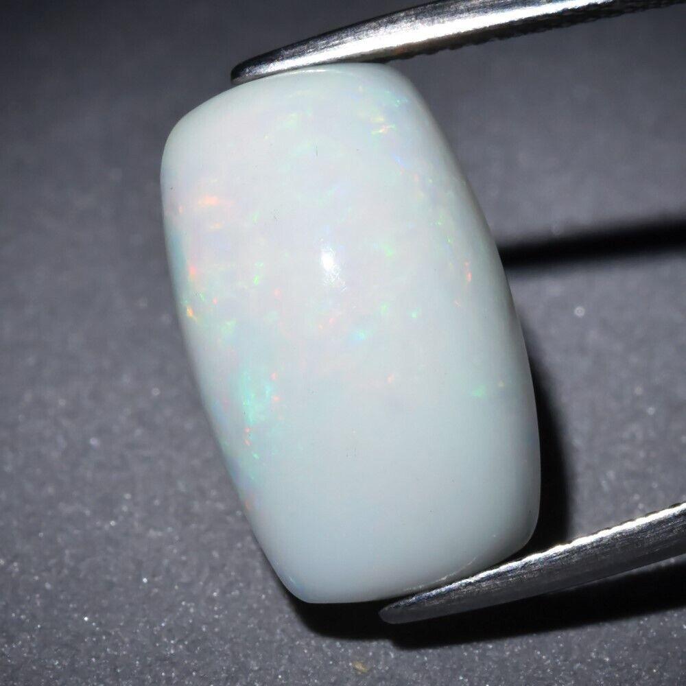 Австралійський опал 7.53 Cts 7.46 Cts Сертифікат