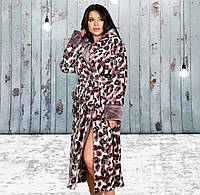 Длинный женский халат с капюшоном леопардовый