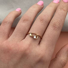 Каблучка золота ажурна з білим круглим фіанітом, фото 2