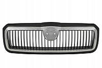 Решітка радіатора Skoda Fabia 1999-2007 з хром рамкою без емблеми