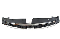 Решітка радіатора Chevrolet Cruze 2009-2012 між капотом і бампером хром/черн без емблеми