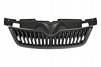Решітка радіатора Skoda Fabia/Roomster 2007-2010 нижн.рант-хром. ребра-хром. 5J0853668B без емблеми