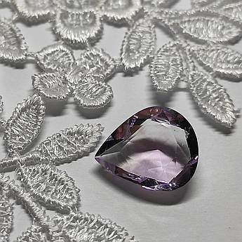Фіолетовий камінь аметист ювелірна вставка для створення прикрас натуральна