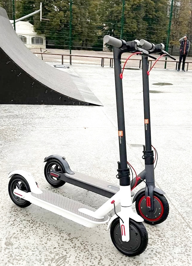 ЕЛЕКТРОСАМОКАТИ  Electric Scooter M365  (MiniRobot) 500 W 12400 mAh білий