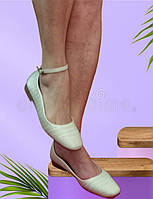 Туфлі жіночі балетки еко шкіряні білі світлі