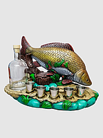 Штоф-подставка под алкоголь ручной работы из гипса на подарок с моделью Карпа для любителей рыбалки mid
