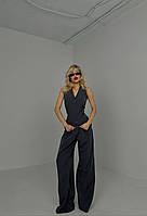 Жіночий костюм-двійка графітового відтінку: жилет і штани прямого крою з костюмної тканини