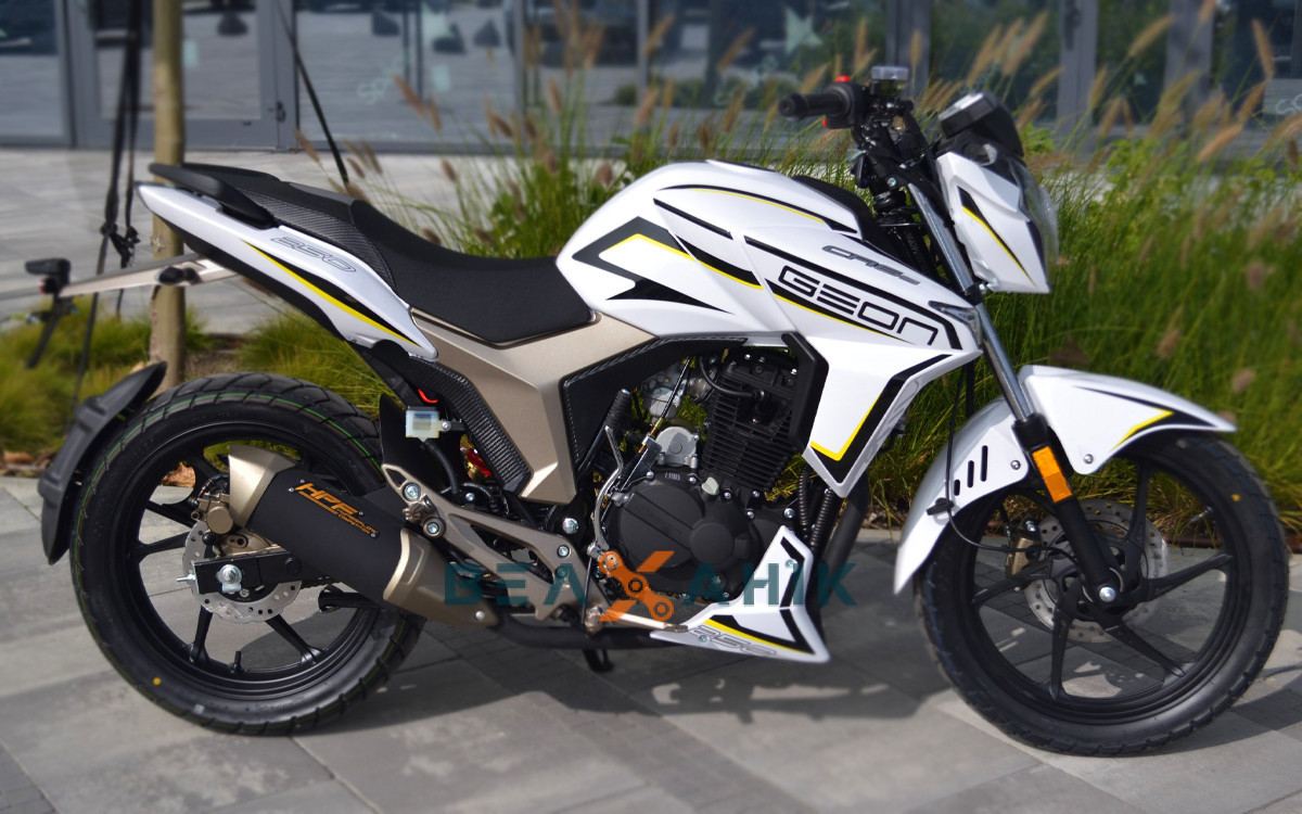 Мотоцикл GEON CR6S 250 White - фото 1 - id-p1942645214