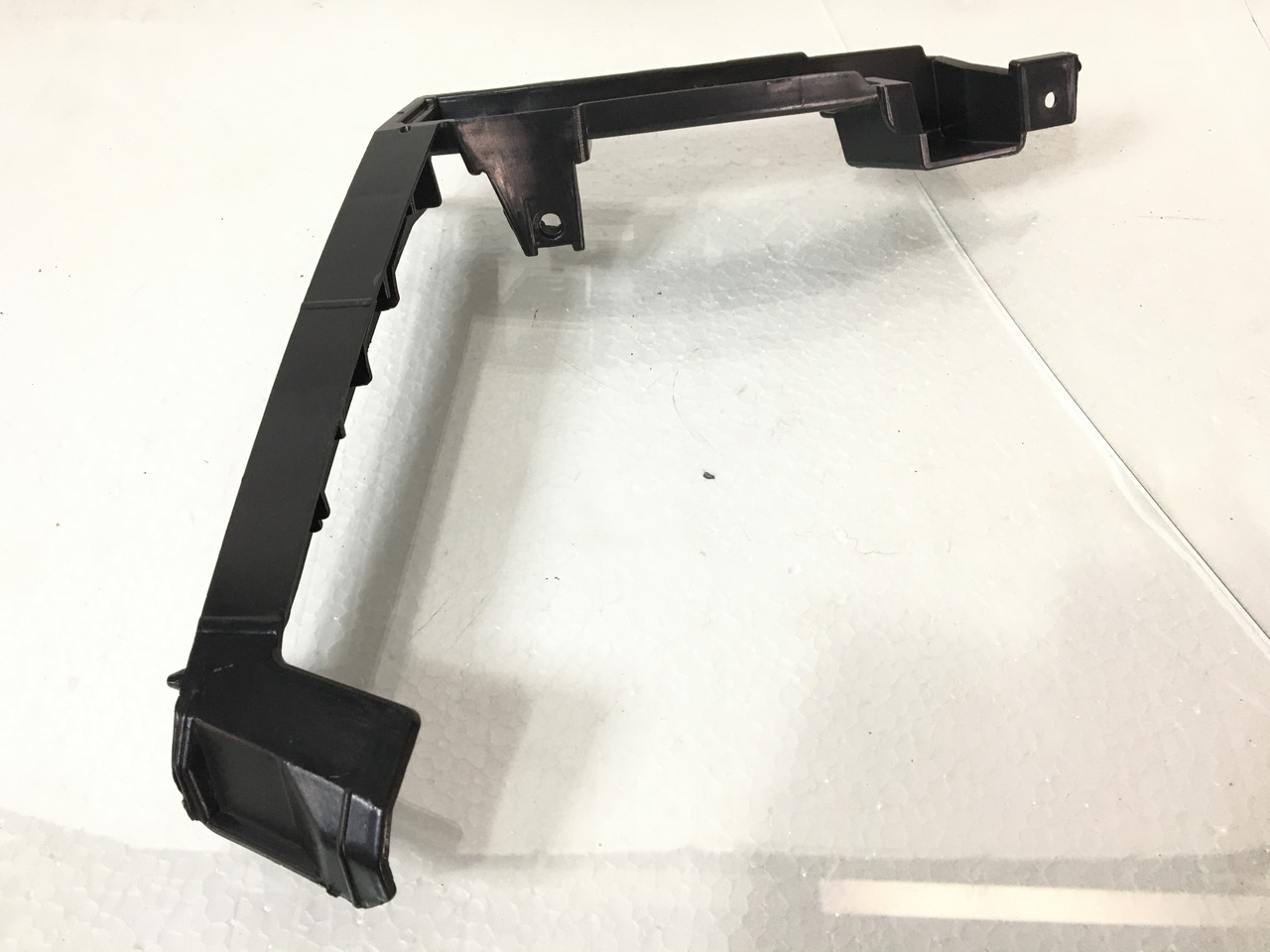 Кріплення переднього бампера ліве Lincoln MKZ 2013-2016 DP5Z-17C947-B бампер-крило, фото 1