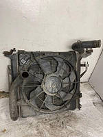 Радиатор охлаждения двигателя радиатор вентилятор Kia Ceed 2.0
