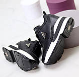 Жіночі снікерси чорні кросівки на платформі снікерси на танкетці кроссовки чорного кольору, фото 7