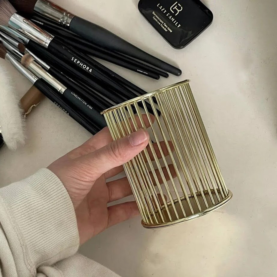 Металевий органайзер (стакан) для зберігання пензликів