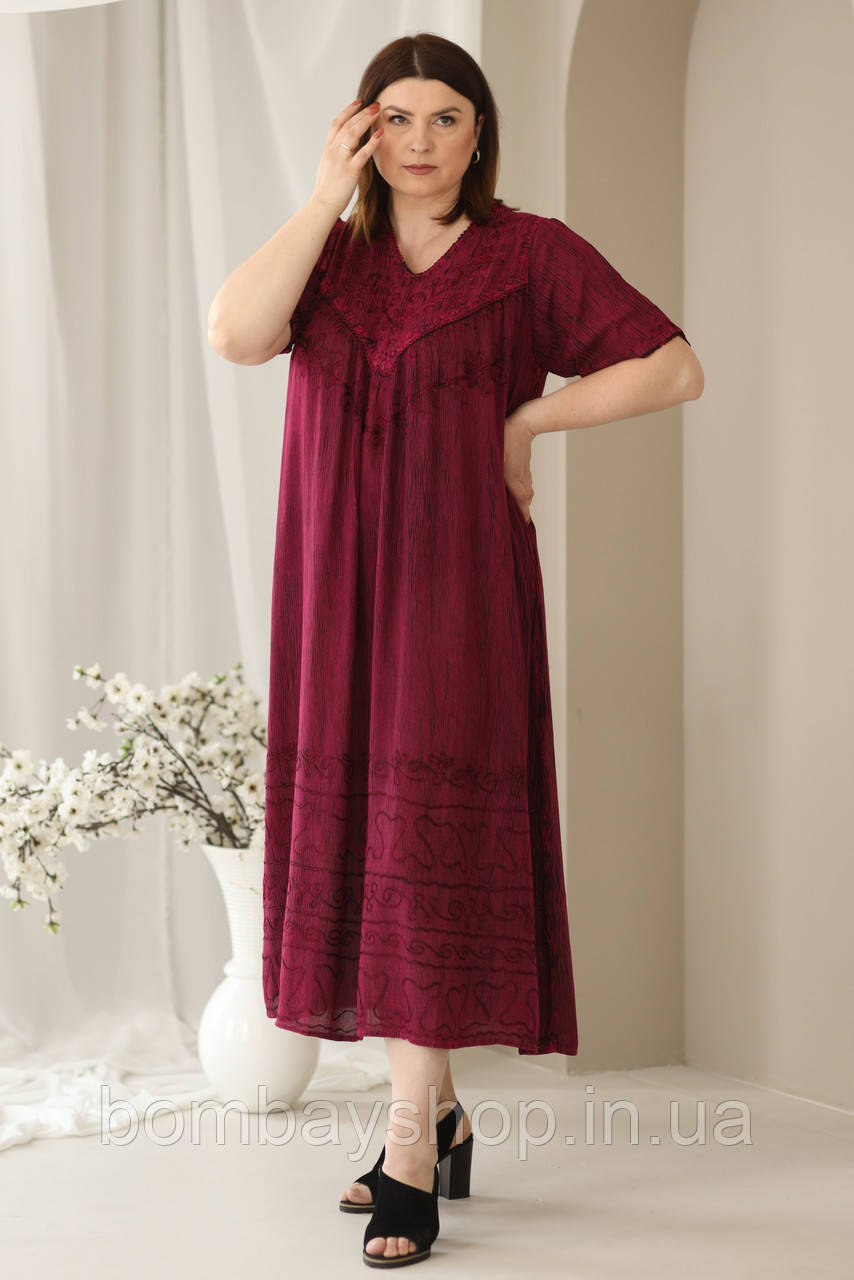 Легка літня бордова сукня вільного крою FREE SIZE (на ОГ 120-130 см) з вишивкою спереду №618-7