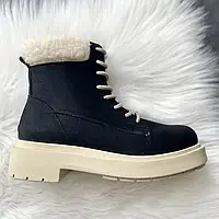 Suede Boots Low Black Collar