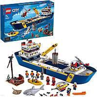 Конструктор LEGO City 60266 Корабель дослідників океану