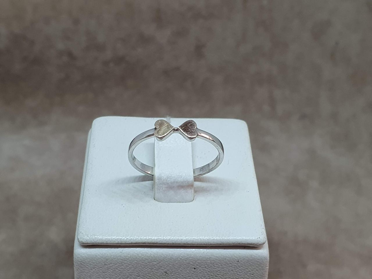 Срібне кільце з позолотою. 12036р