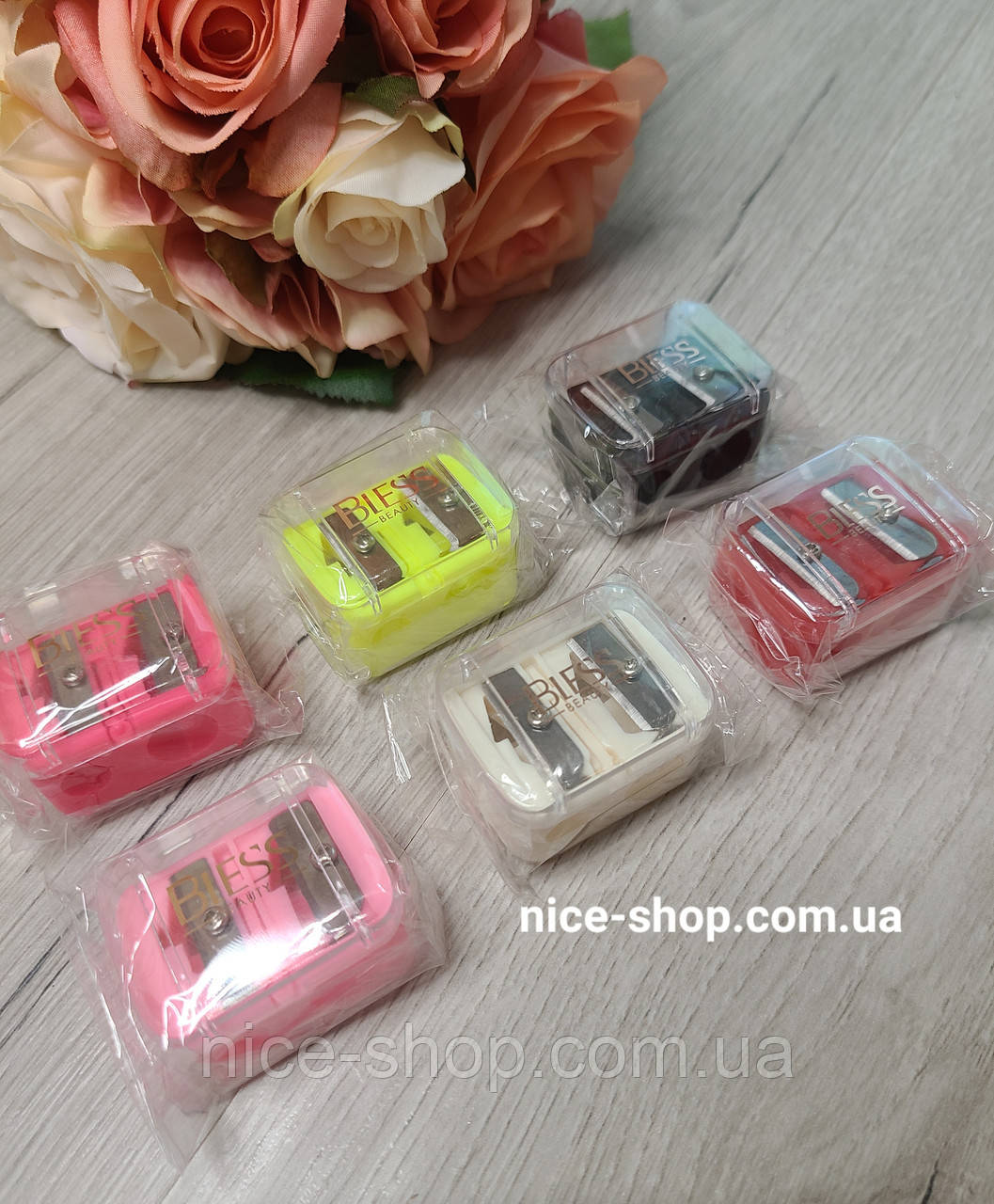 Стругачка подвійна Bless в асортименті